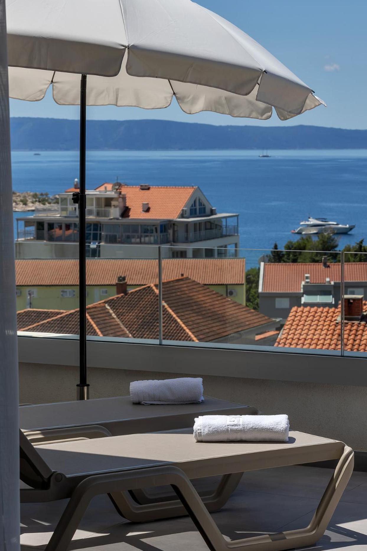 Apartments Dany Макарска Екстериор снимка